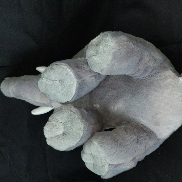 Destination Nation Aurora Gray Plush Stuffed Animal Tusk Elephant Jun 2015 - Picture 6 of 8